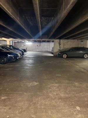 Parking / Garage - 55 m²