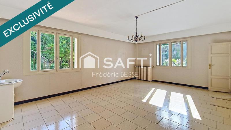 Maison - 273 m² - 9 pièces