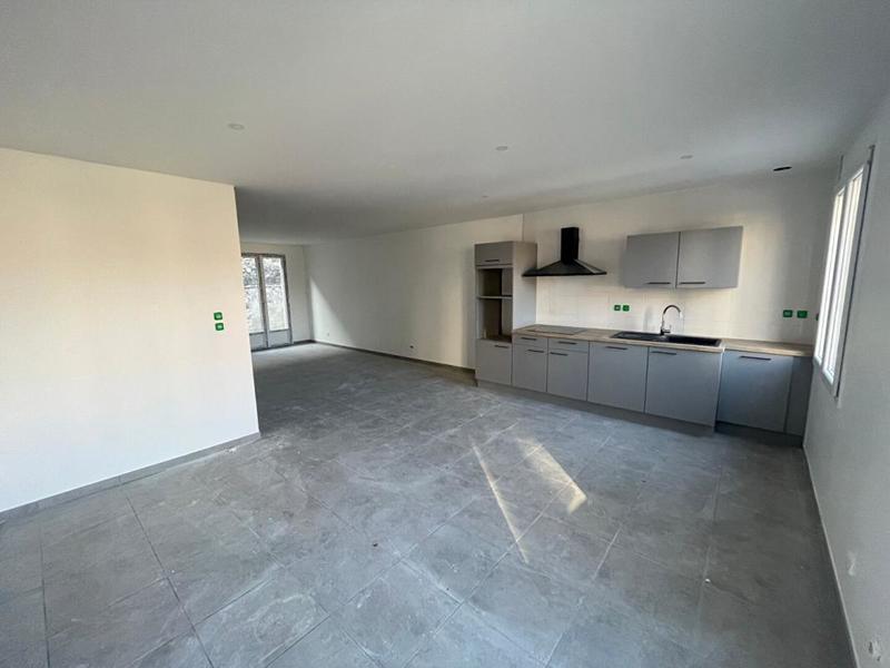 Maison - 111 m² - 5 pièces