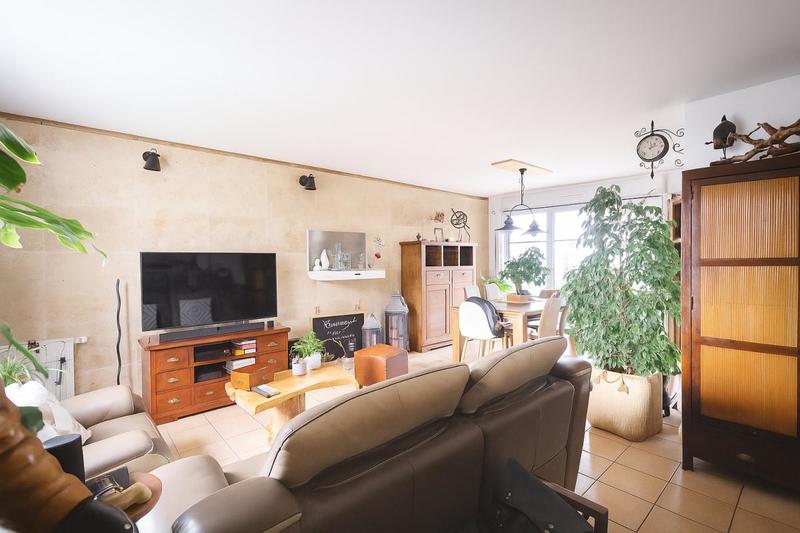 Maison - 100 m² - 5 pièces