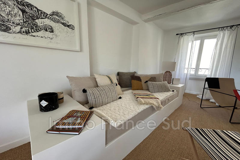 Maison de village - 202 m² - 5 pièces