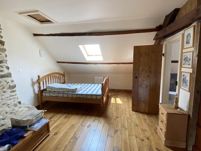 Maison ancienne - 202 m² - 6 pièces