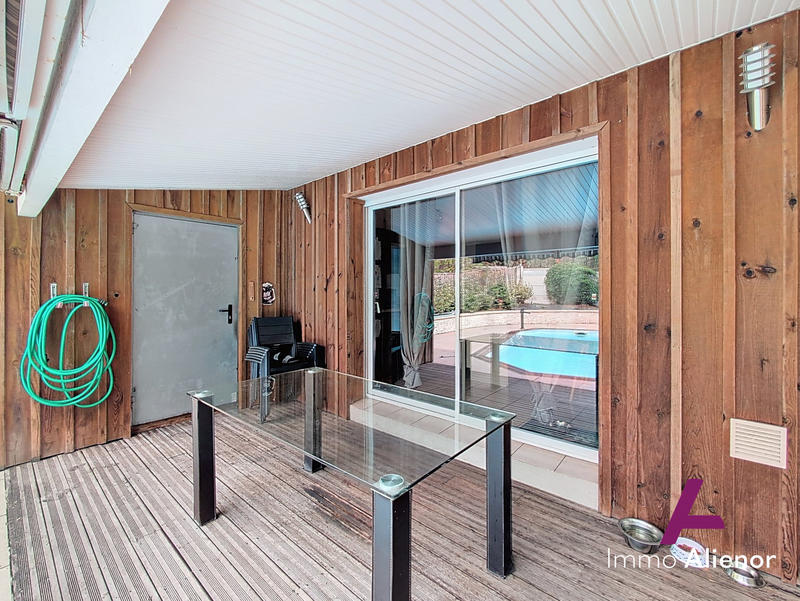 Maison - 98 m² - 4 pièces