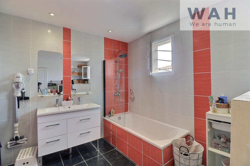 Villa - 120 m² - 4 pièces