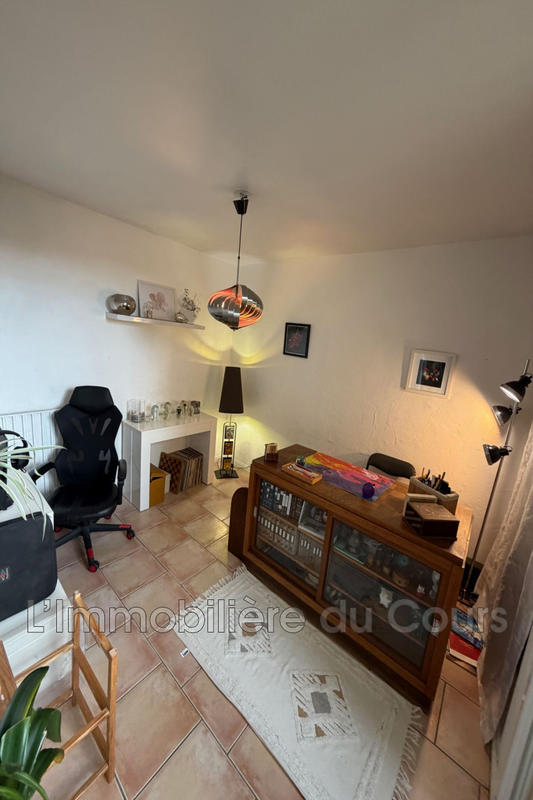 Appartement - 90 m² - 5 pièces