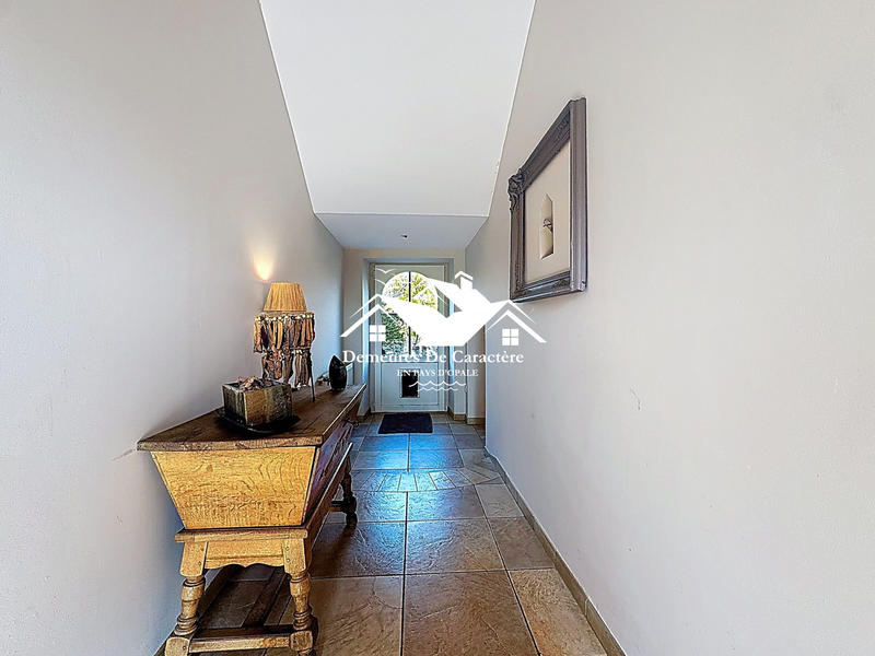 Maison - 318 m² - 12 pièces