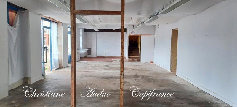 Local commercial - 168 m² - 2 pièces