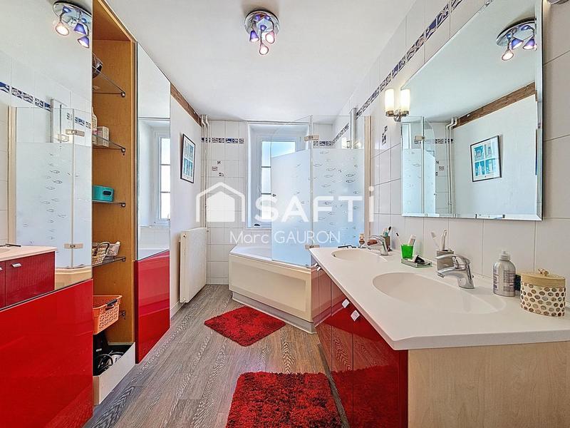 Maison - 165 m² - 7 pièces