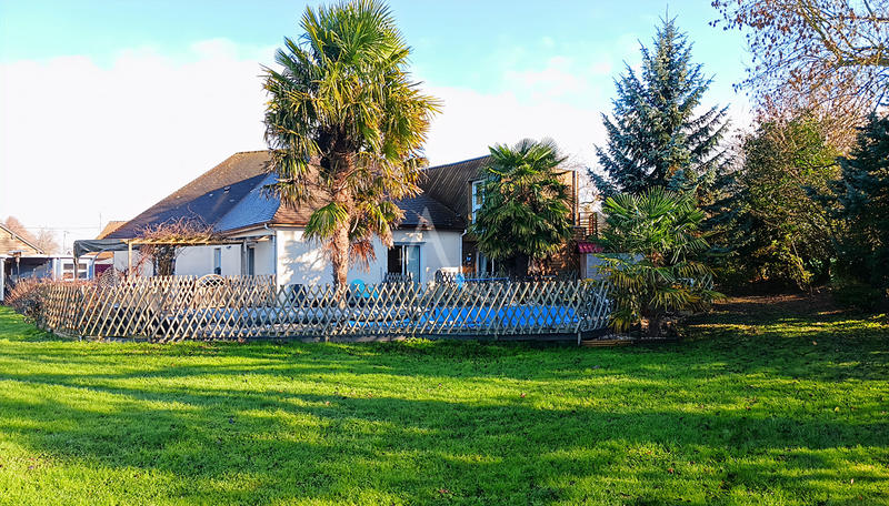 Maison - 293 m² - 12 pièces