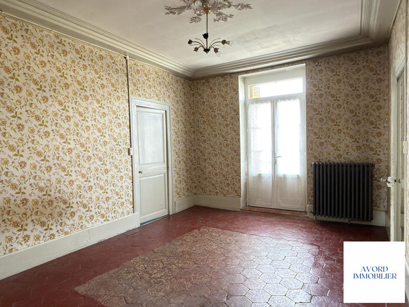 Maison ancienne - 146 m² - 6 pièces