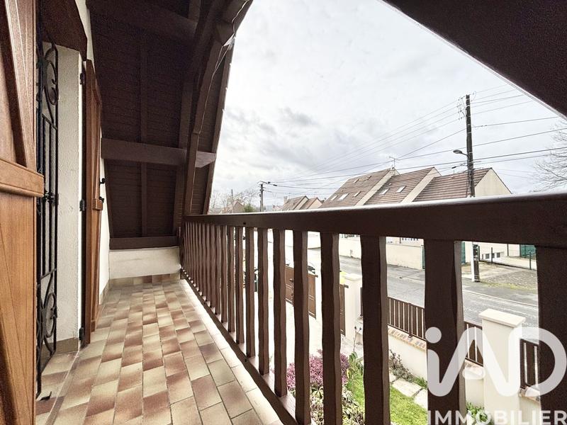 Maison - 92 m² - 5 pièces