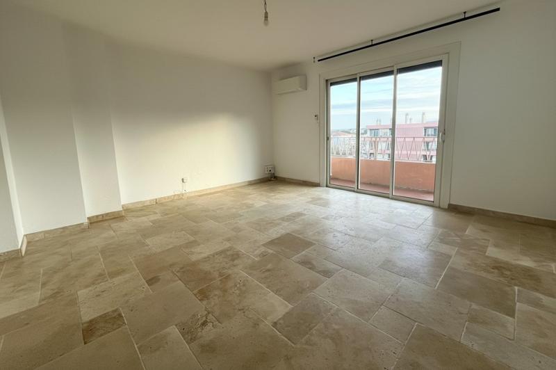 Appartement - 81 m² - 4 pièces