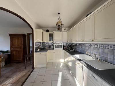 Appartement - 112 m² - 6 pièces