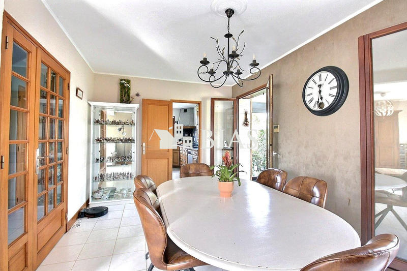 Maison - 130 m² - 7 pièces