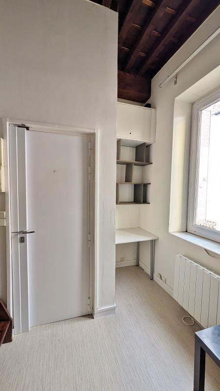 Studio - 17 m² - 1 pièce