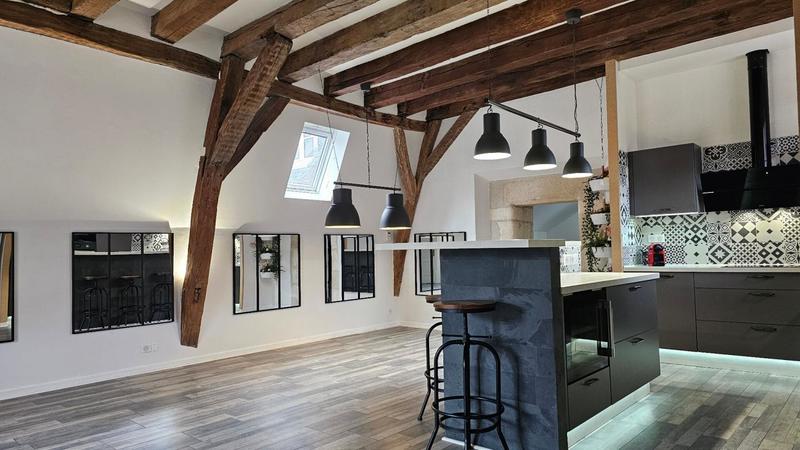 Appartement - 111 m² - 5 pièces