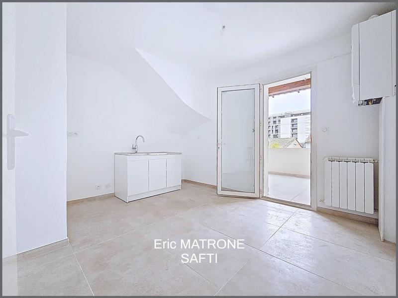 Appartement - 95 m² - 4 pièces