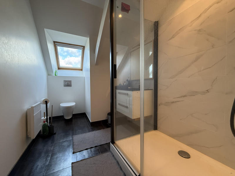 Maison - 166 m² - 6 pièces