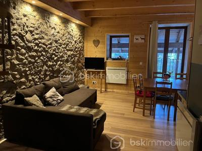 Immeuble - 885 m² - 40 pièces