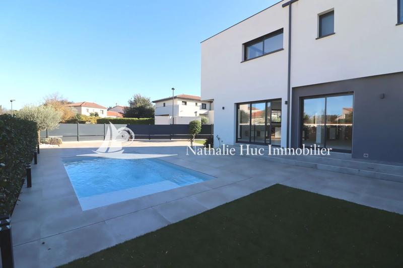 Maison contemporaine - 111 m² - 5 pièces