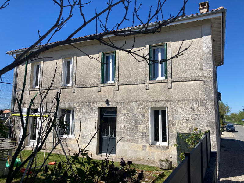 Maison - 198 m² - 4 pièces