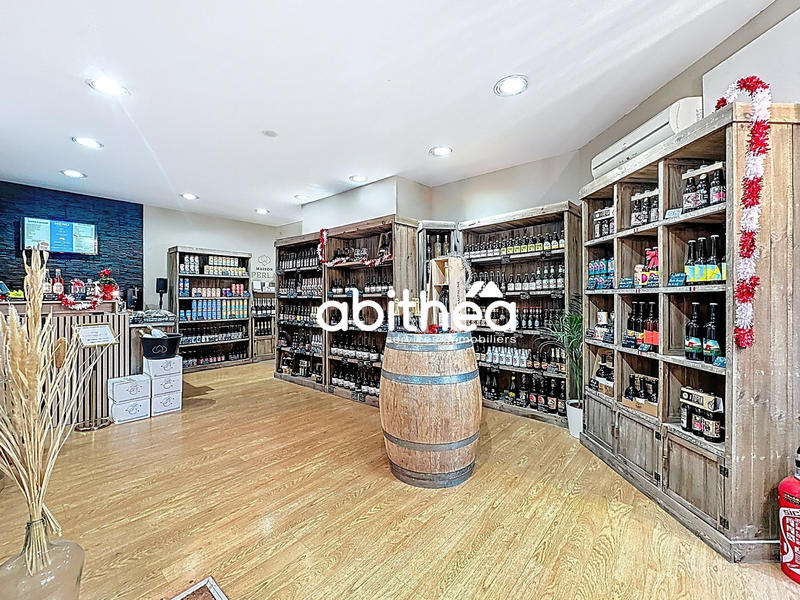 Fonds de commerce - Magasins - 70 m²