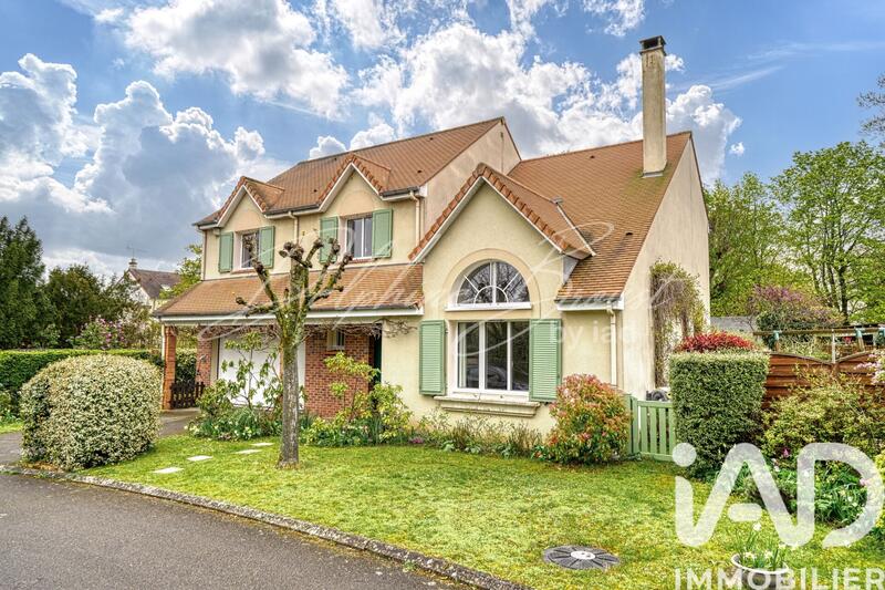 Maison - 157 m² - 7 pièces