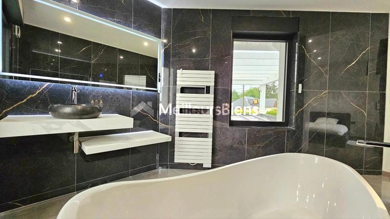 Maison d'architecte - 110 m² - 4 pièces