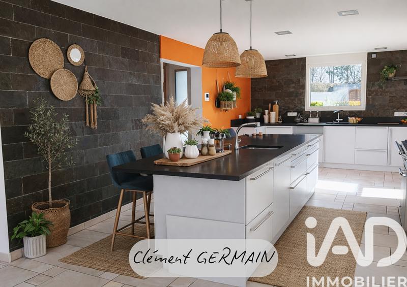 Maison - 192 m² - 7 pièces