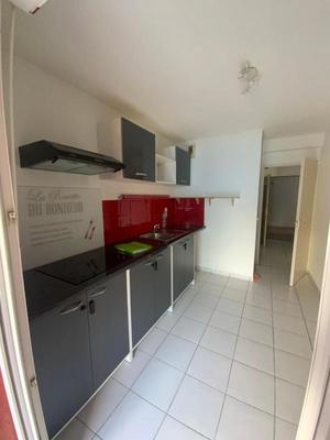 Appartement - 80 m² - 3 pièces