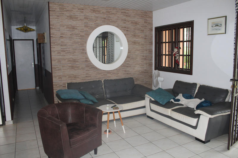 Maison - 94 m² - 4 pièces