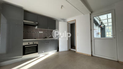 Maison de ville - 75 m² - 4 pièces