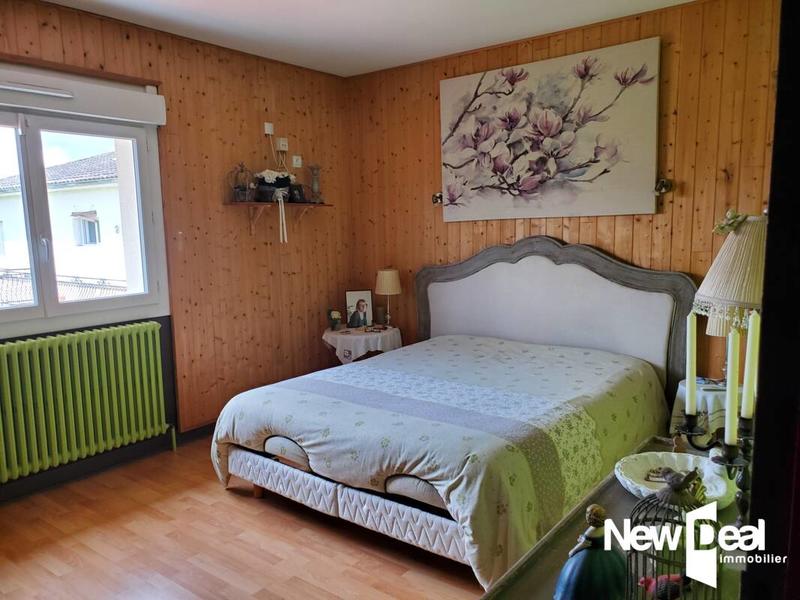 Pavillon - 170 m² - 7 pièces