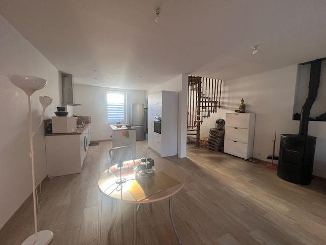 Maison - 97 m² - 4 pièces