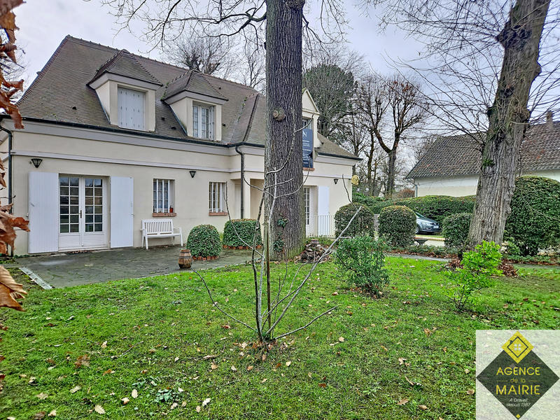 Maison - 175 m² - 6 pièces