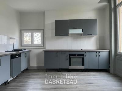Appartement - 131 m² - 4 pièces