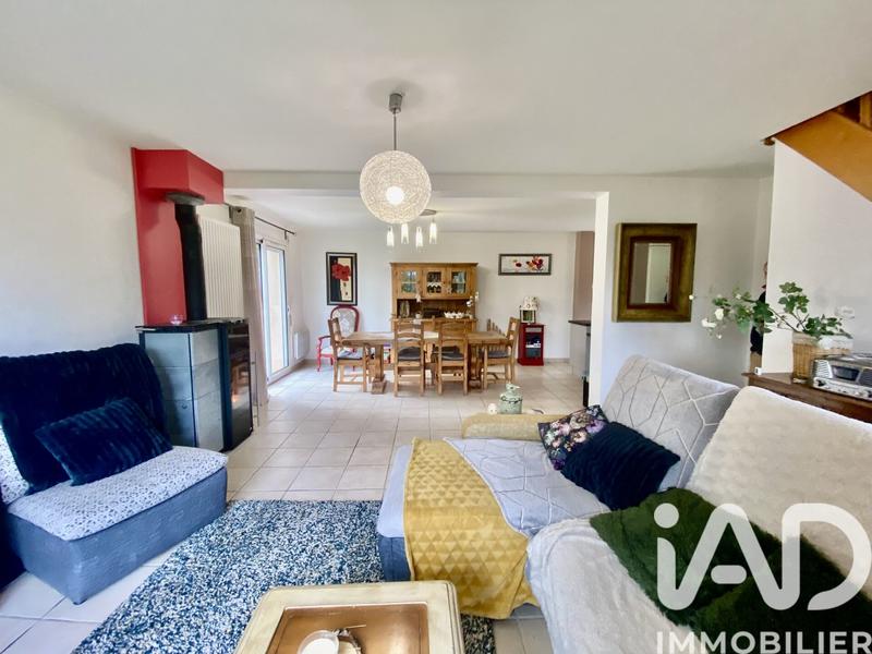 Maison - 89 m² - 5 pièces