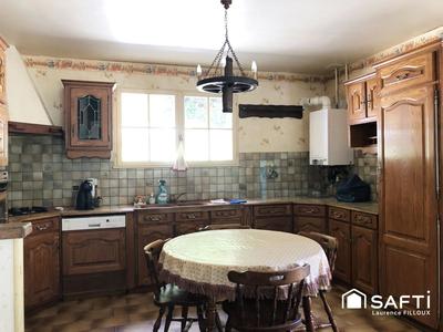 Maison - 190 m² - 8 pièces