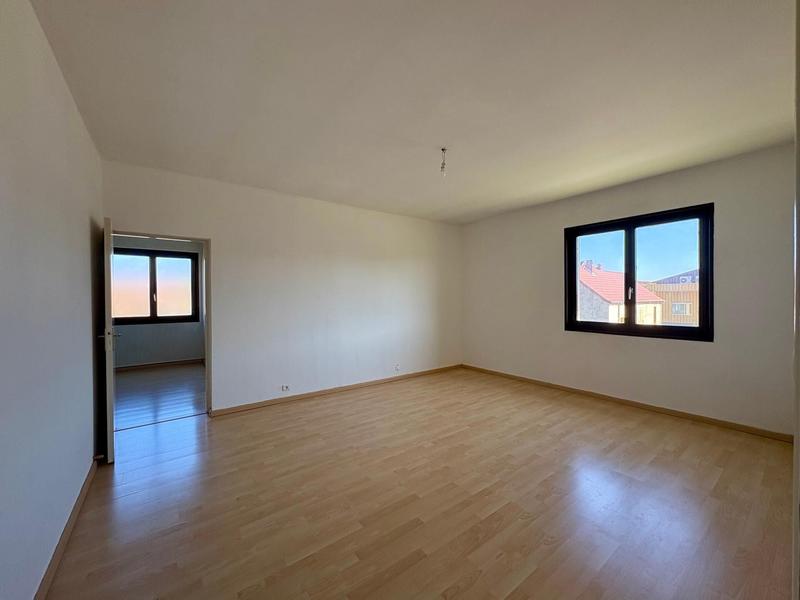 Maison - 357 m² - 10 pièces