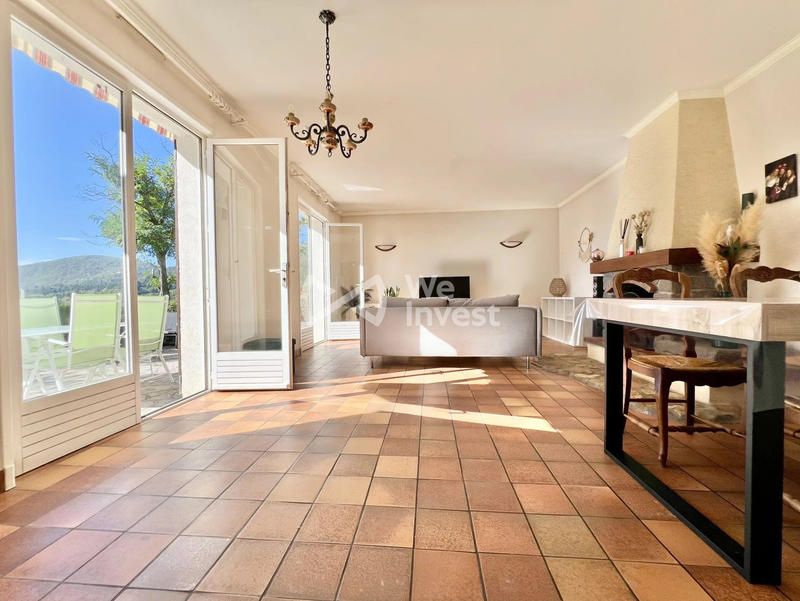 Maison - 110 m² - 5 pièces