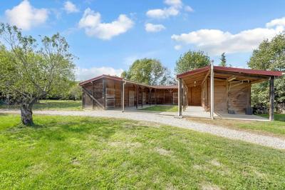 Maison - 300 m² - 11 pièces