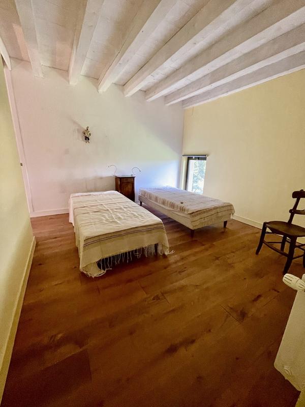 Maison ancienne - 409 m² - 12 pièces