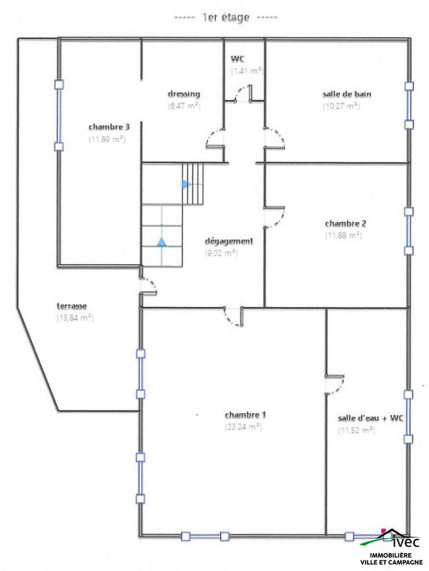 Maison - 238 m² - 8 pièces