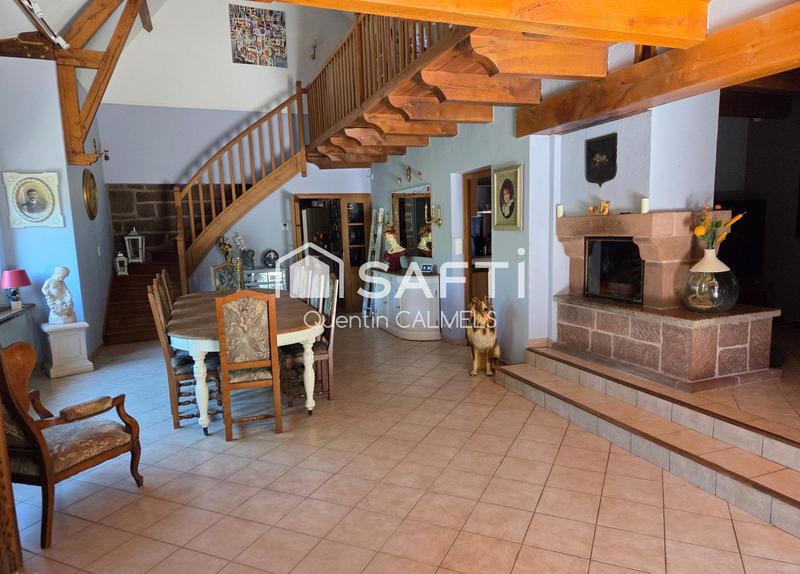 Maison - 220 m² - 4 pièces