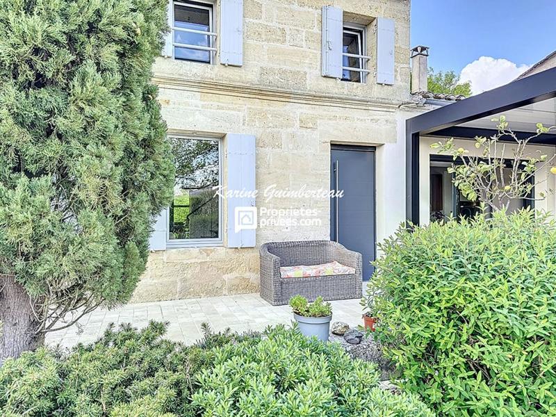 Maison - 321 m² - 8 pièces