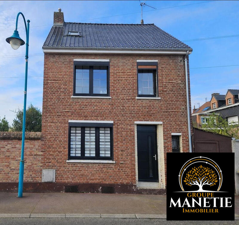 Maison - 99 m² - 5 pièces