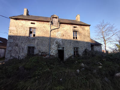 Maison - 104 m² - 4 pièces