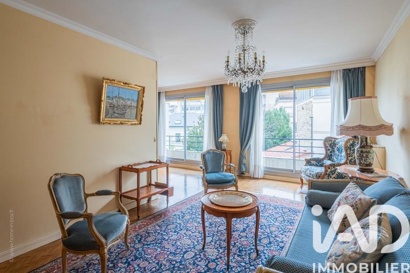Appartement - 90 m² - 4 pièces