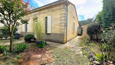 Villa - 183 m² - 8 pièces