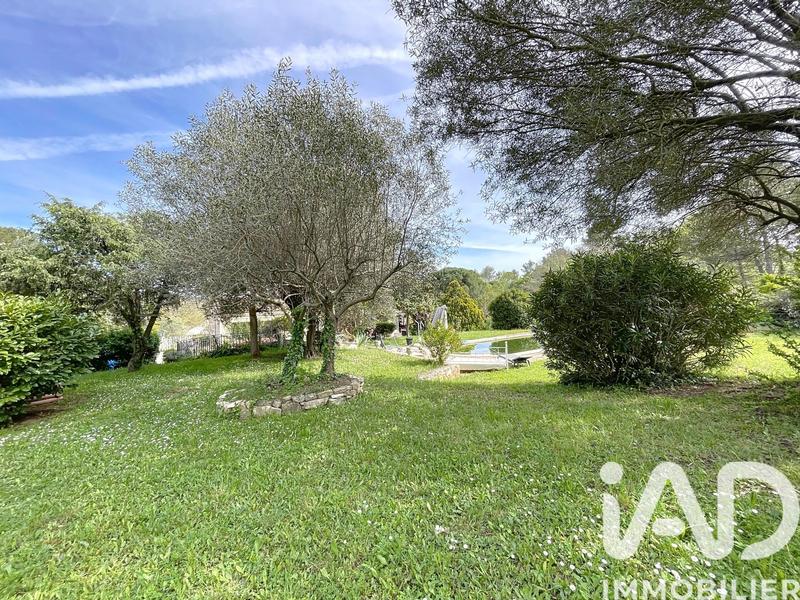 Maison - 166 m² - 6 pièces